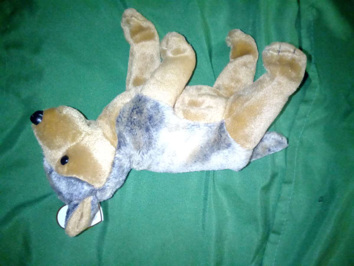 2000 Ty beanie babies sarge mint selling collection