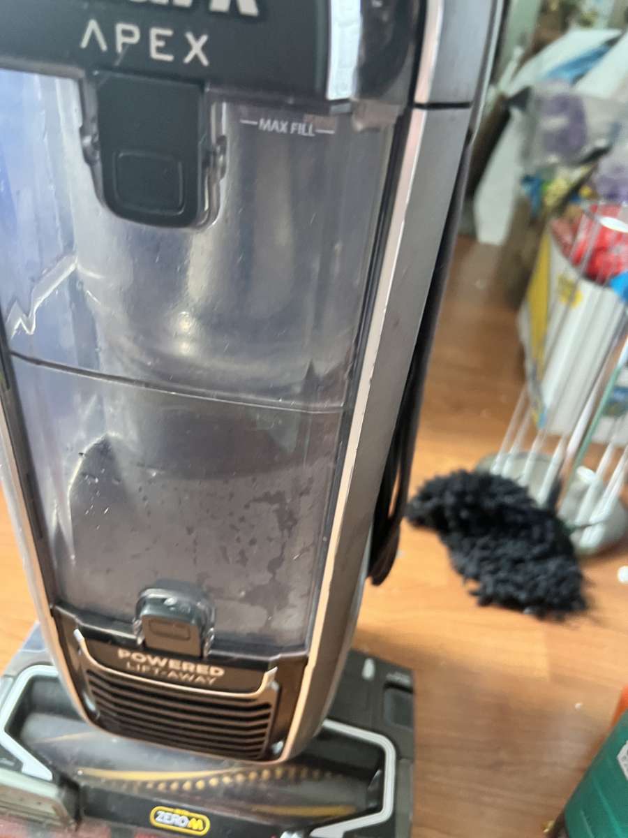 Shock upright vacuum Shock upright vacuum