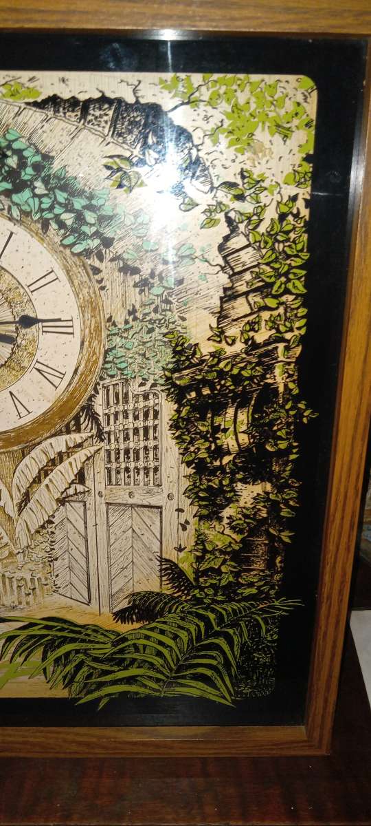 Elgin battery operated clock vintage