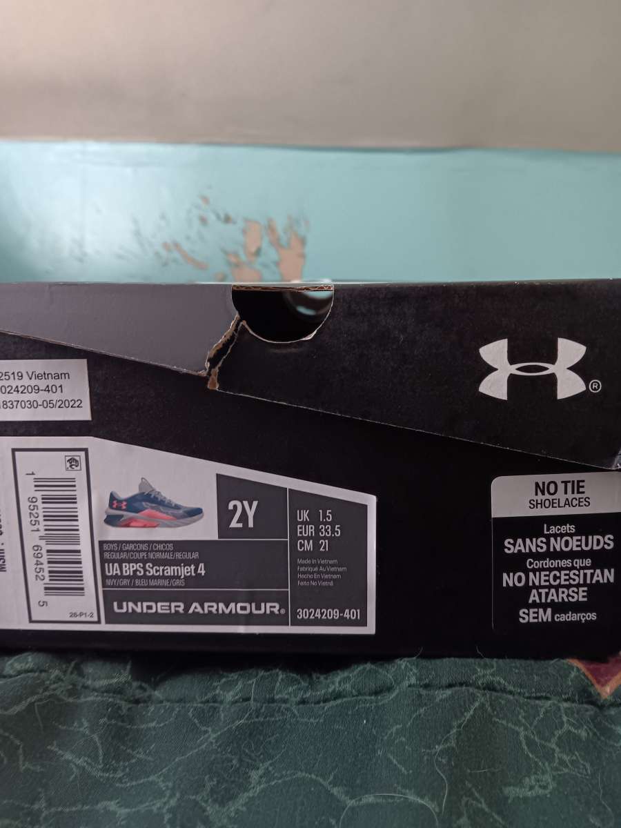 sneakers 2Y