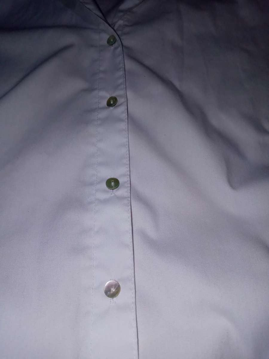 womens extra large white shirt