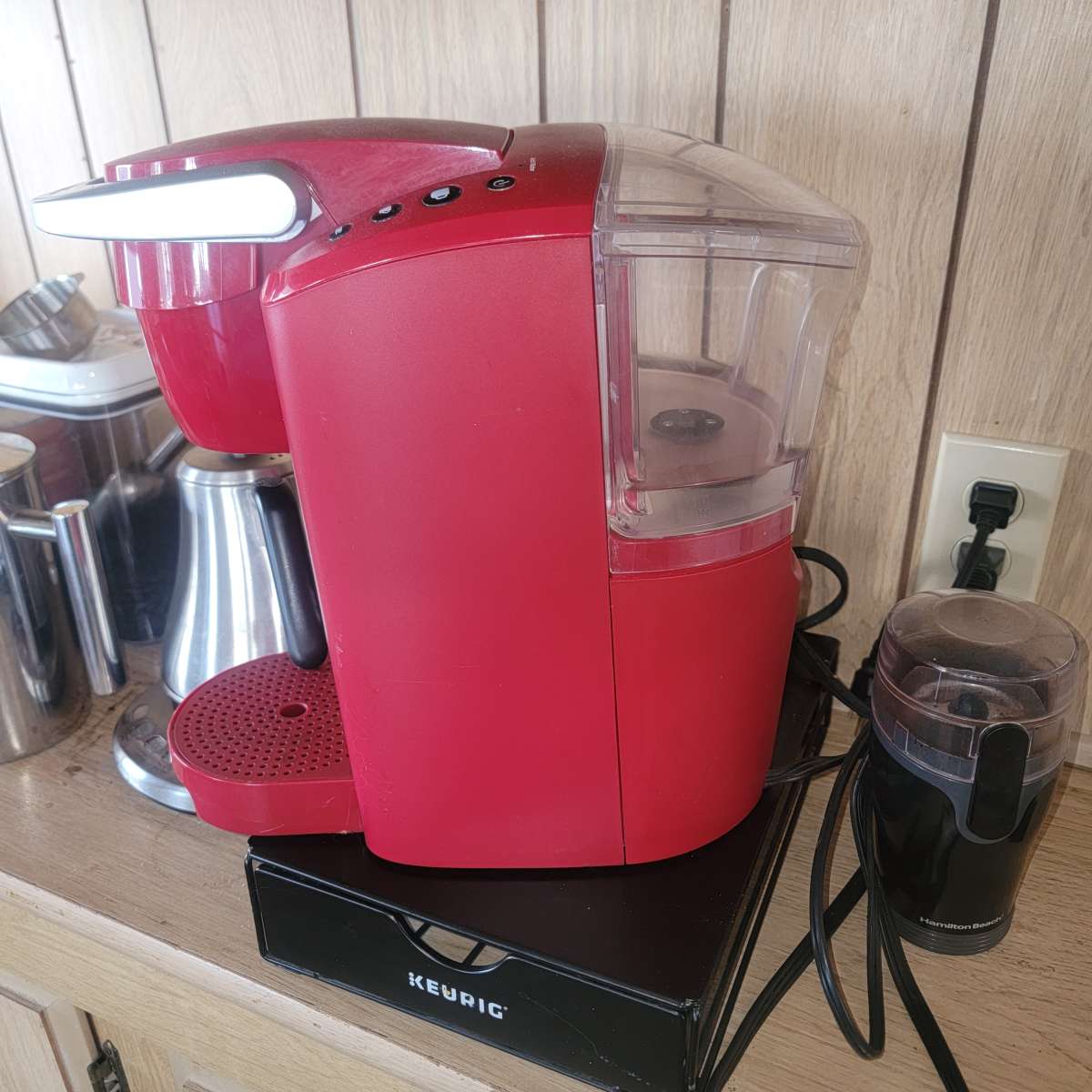 Keurig Single serve coffee maker red