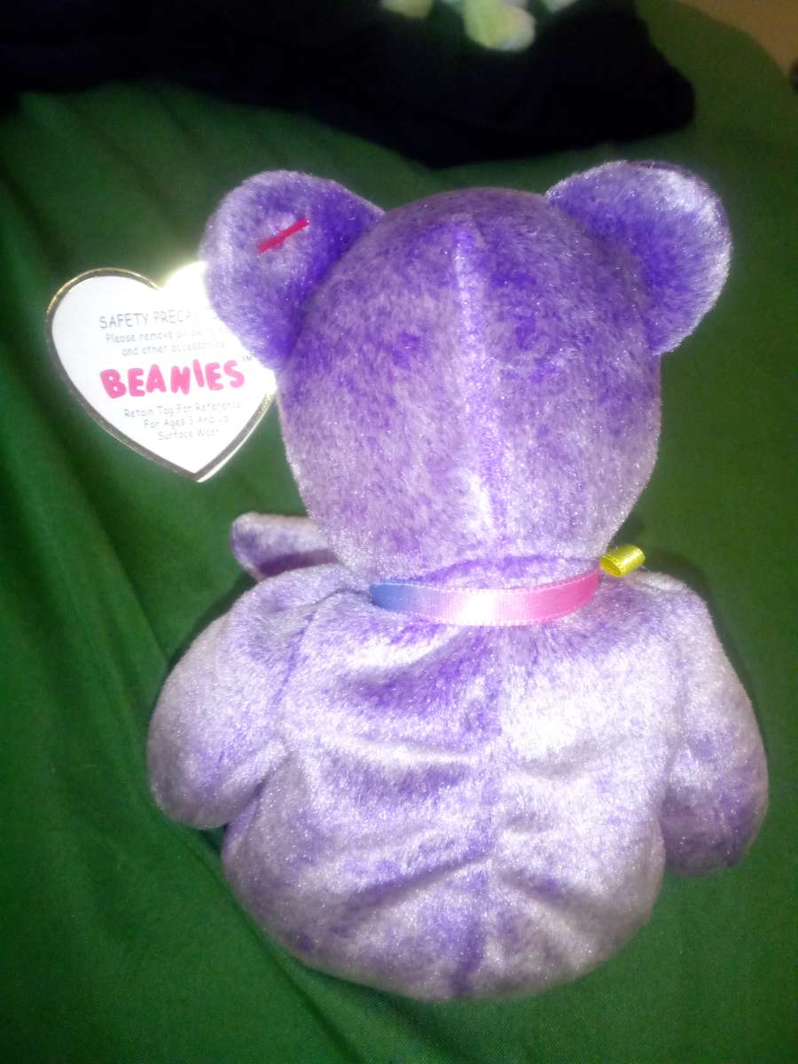2002 Ty beanie babies Dreamer mint selling collection off