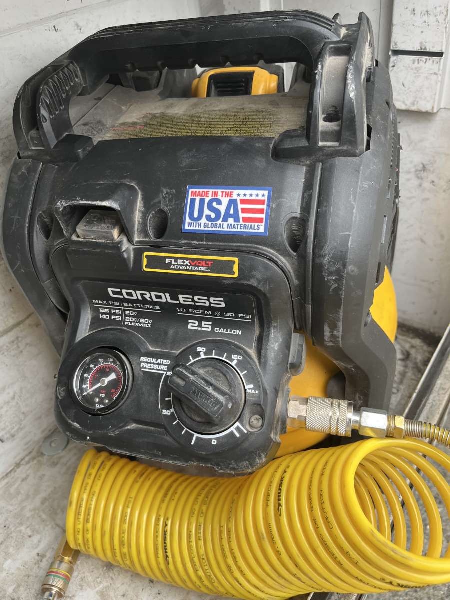 dewalt portable air compressor