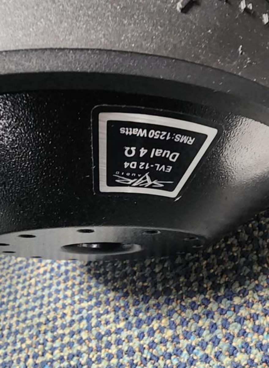 12in skar sub skar amp radio