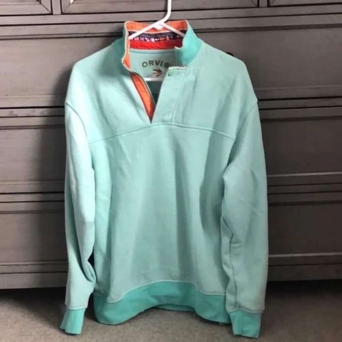 mens sweater size medium