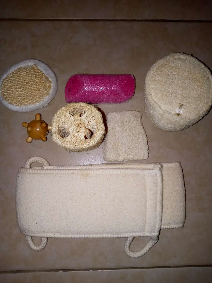 eight piece relaxation kit and bag