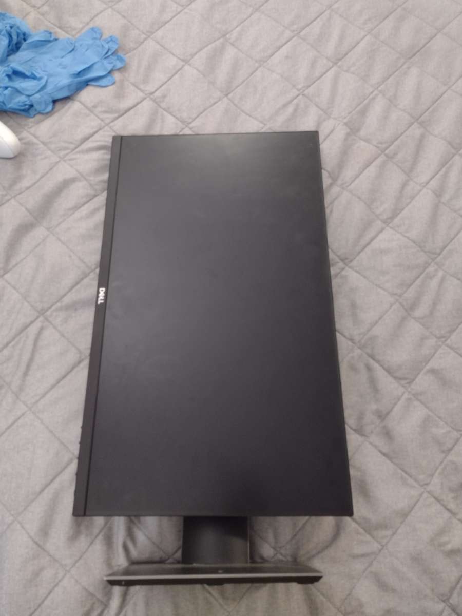 24 DELL PC gaming monitor