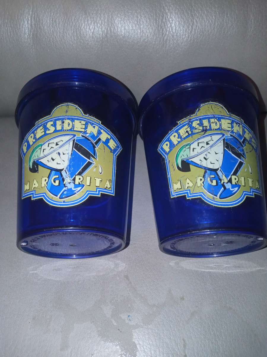 Chilis Presidente Margarita shakers