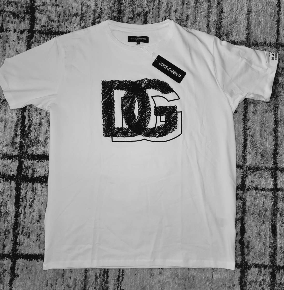 t shirt DG