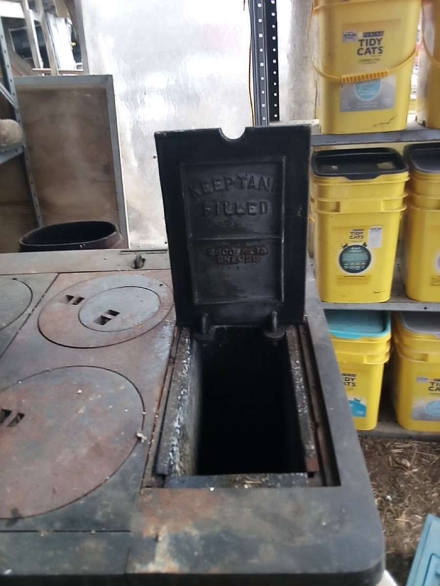 royal wood burning cook stove