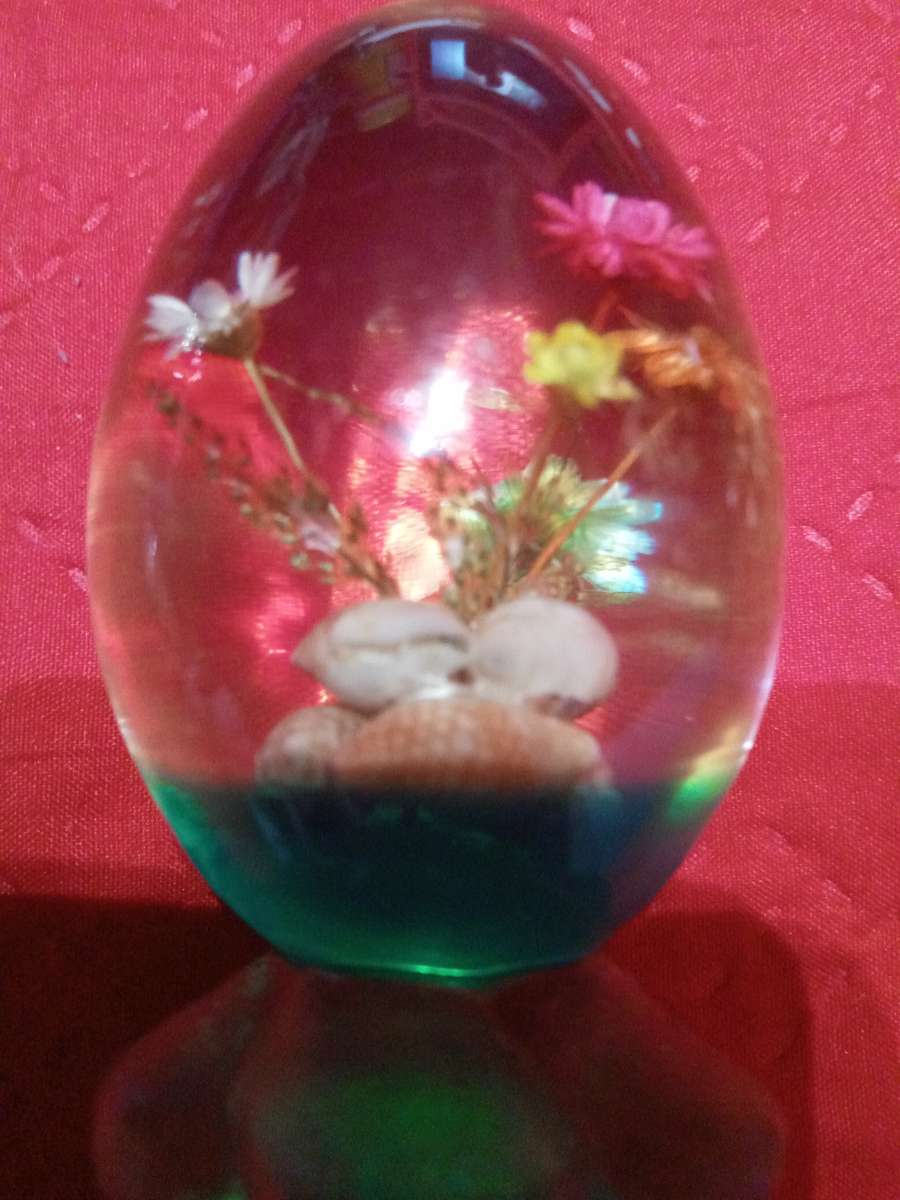 1960 to 1970s lucite acrylic egg