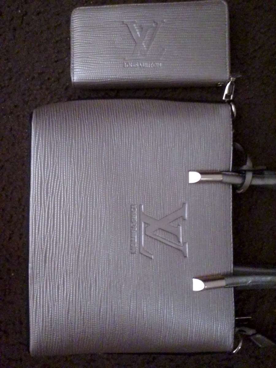 womans designer handbag