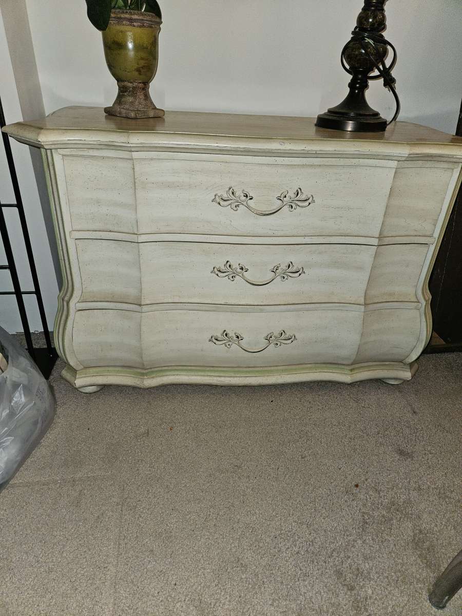 fancy dresser