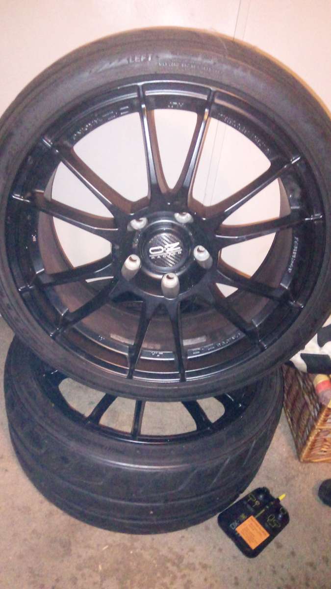 19in oz racing rims with slicks