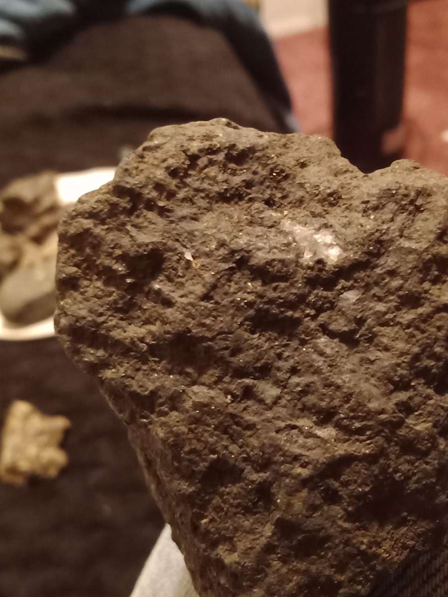 Gold and platinum artifact