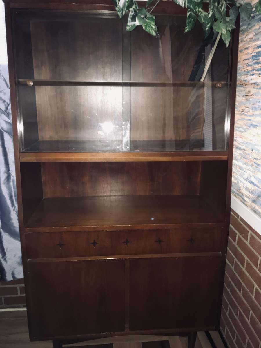 60s mid modern hutch