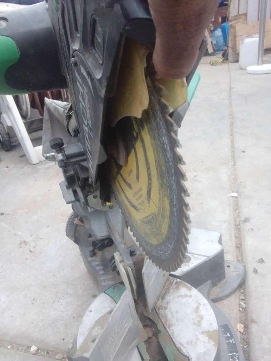 Hitachi Saw