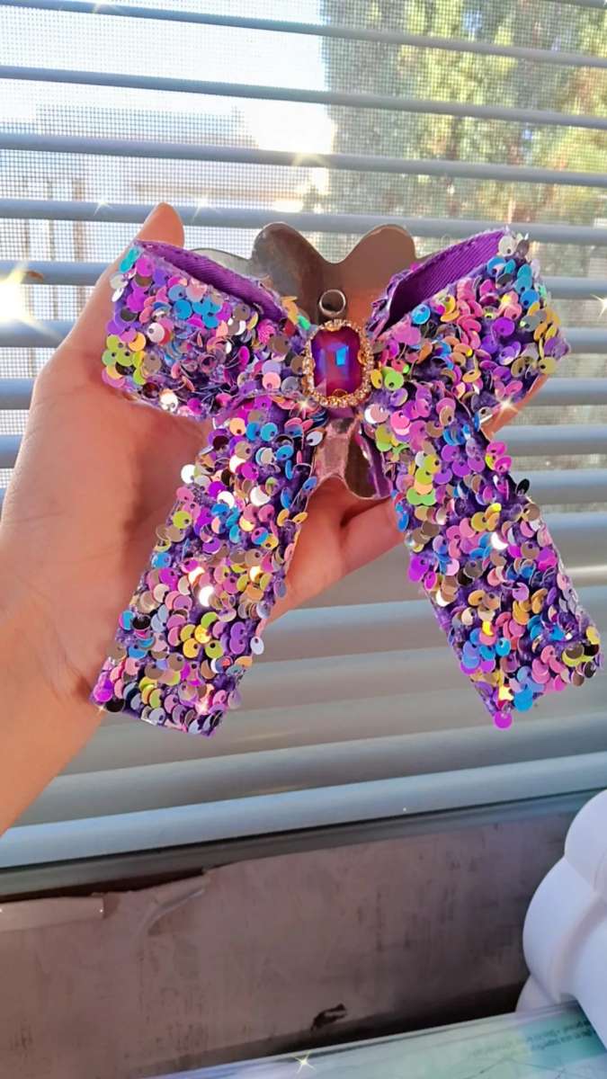 Medium Bows