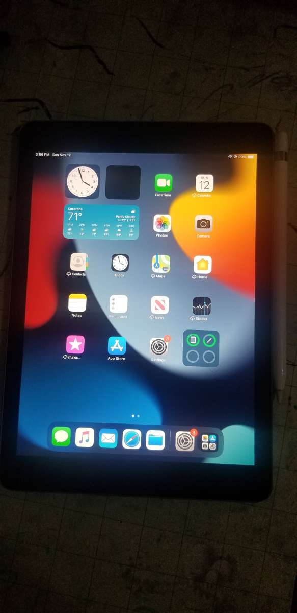 ipad 6th Gen W Apple Pen