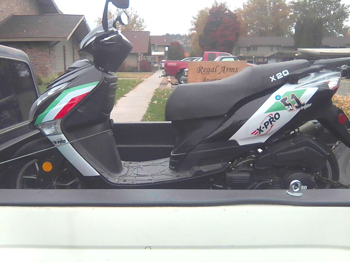2022 GY6 moped