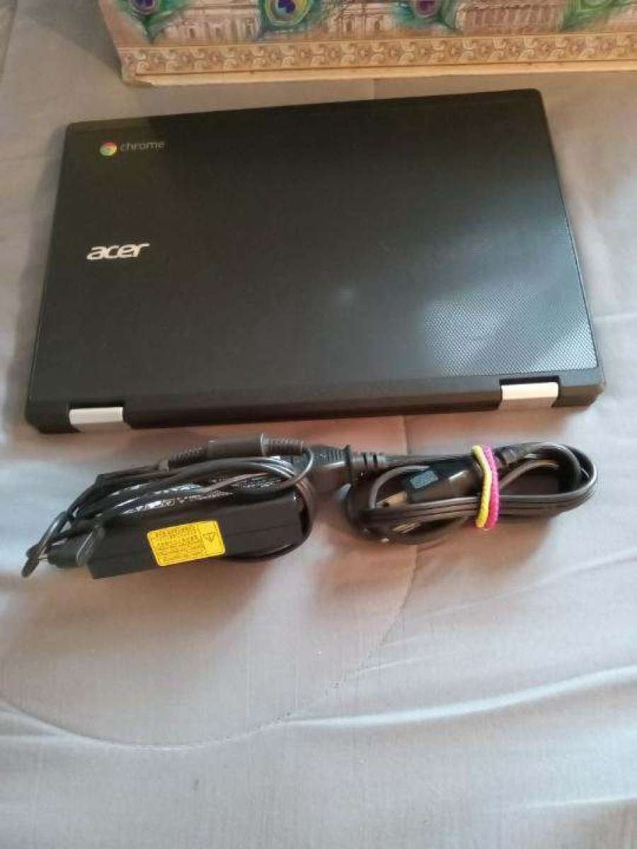 Chromebook Acer Laptop and Charging Cable Cord