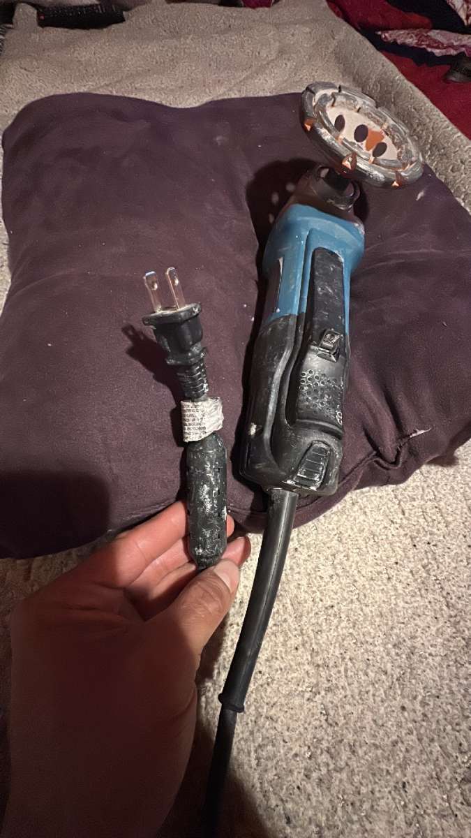 Makita grinder with cord and concrete pid