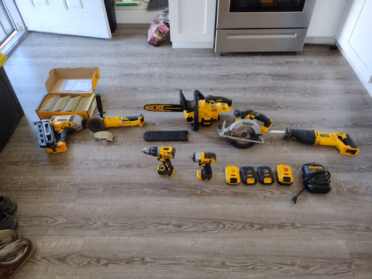 20v DeWalt tools