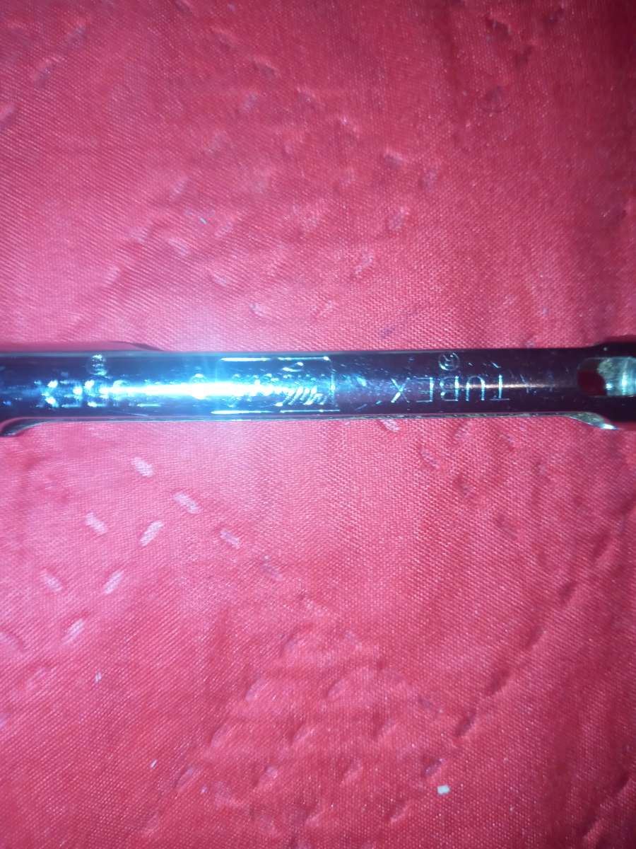 vintage antique 1943 to 1953 surgical instrument