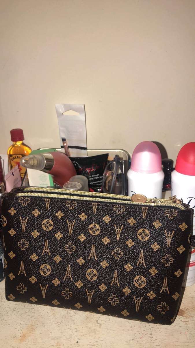 womans original purse