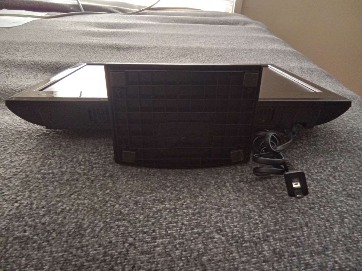 18 inch Dynex TV w FREE HDMI cable w FREE headphones