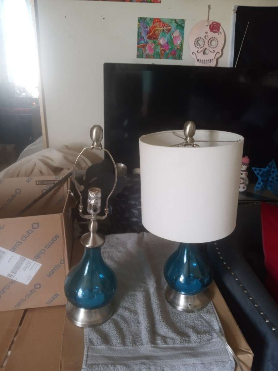 blue lamp