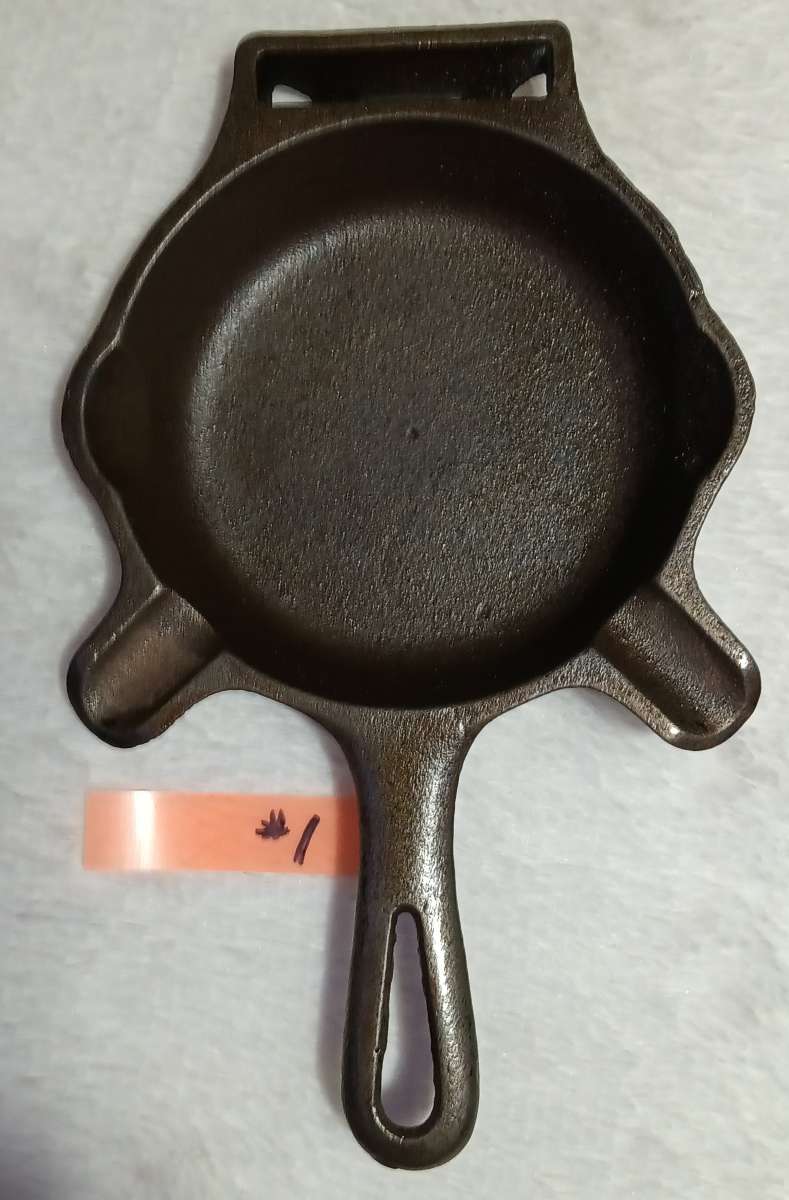 Griswold Ashtray sample Skillet