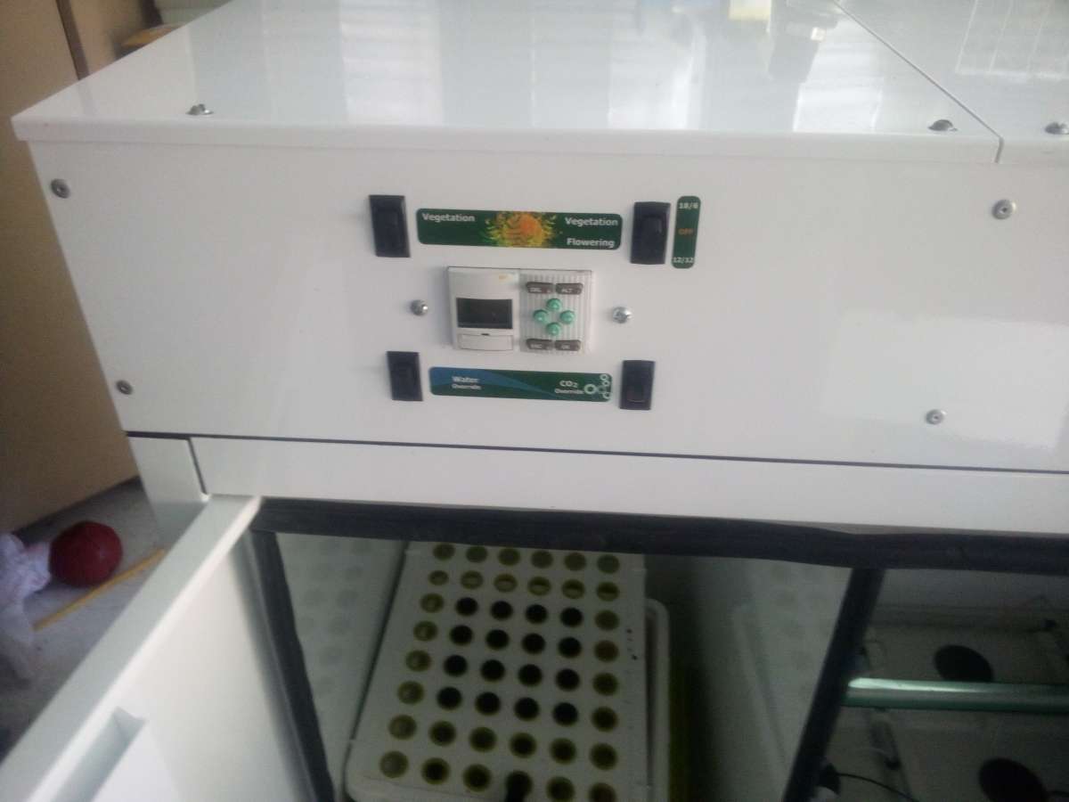 Bc northern lights hydroponics grow system box with extras