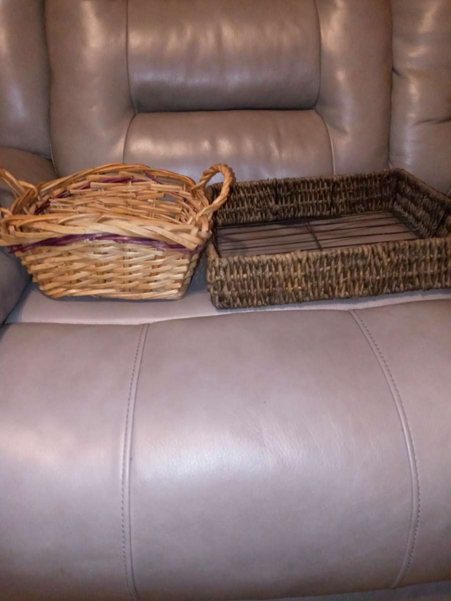 wicker baskets two kinds