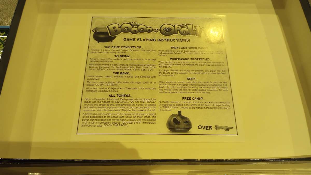 BooooOpoly Halloween Board Game Boo Opoly Monopoly COMPLETE