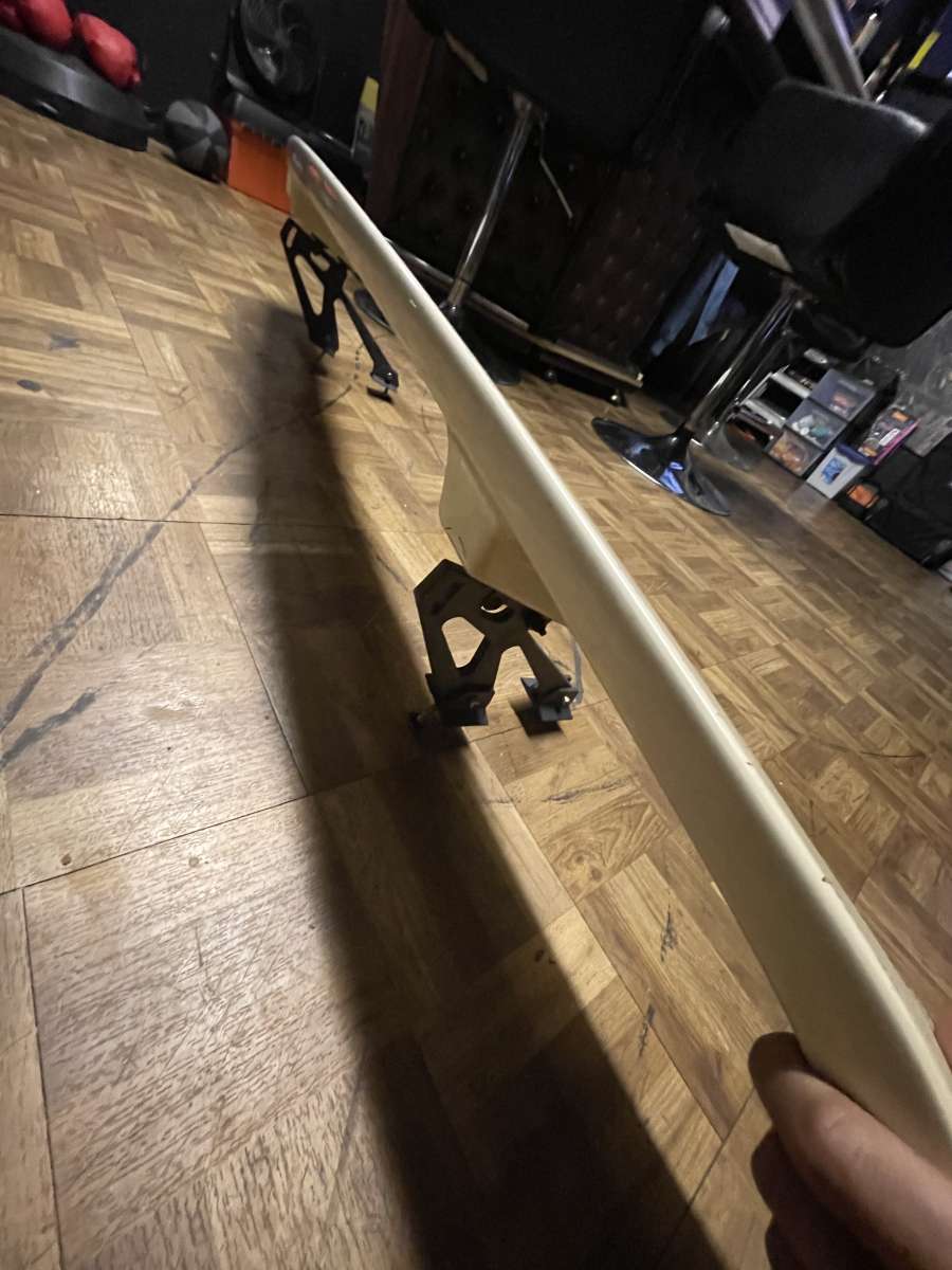 wing tail spoiler