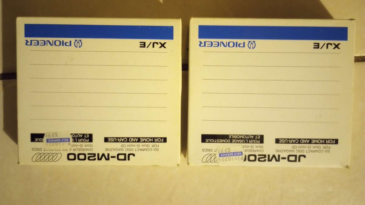 2 Vintage Pioneer JDM2000 CD Magazine 6disc Changer W Boxes