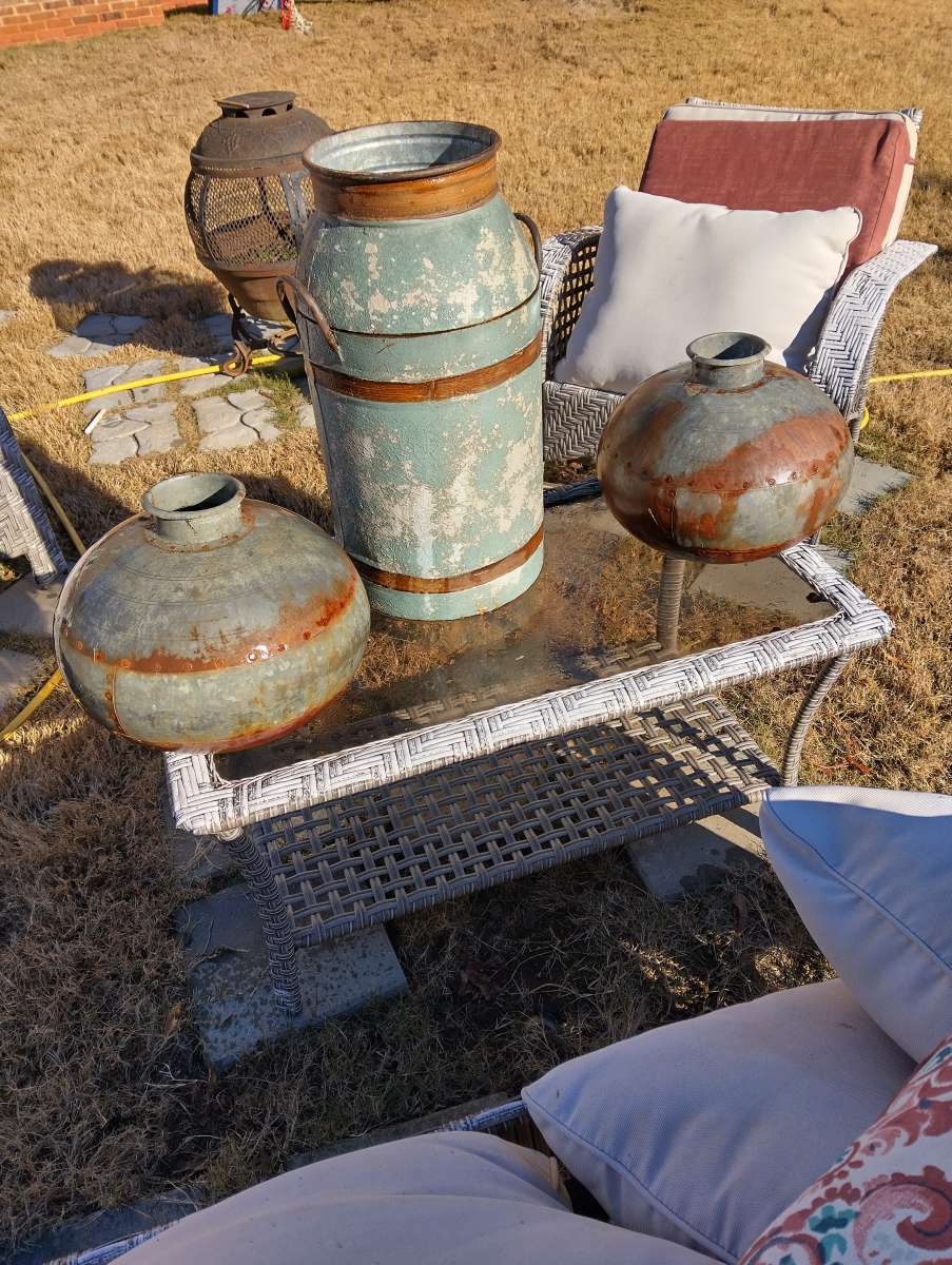Rustic patio flower pots