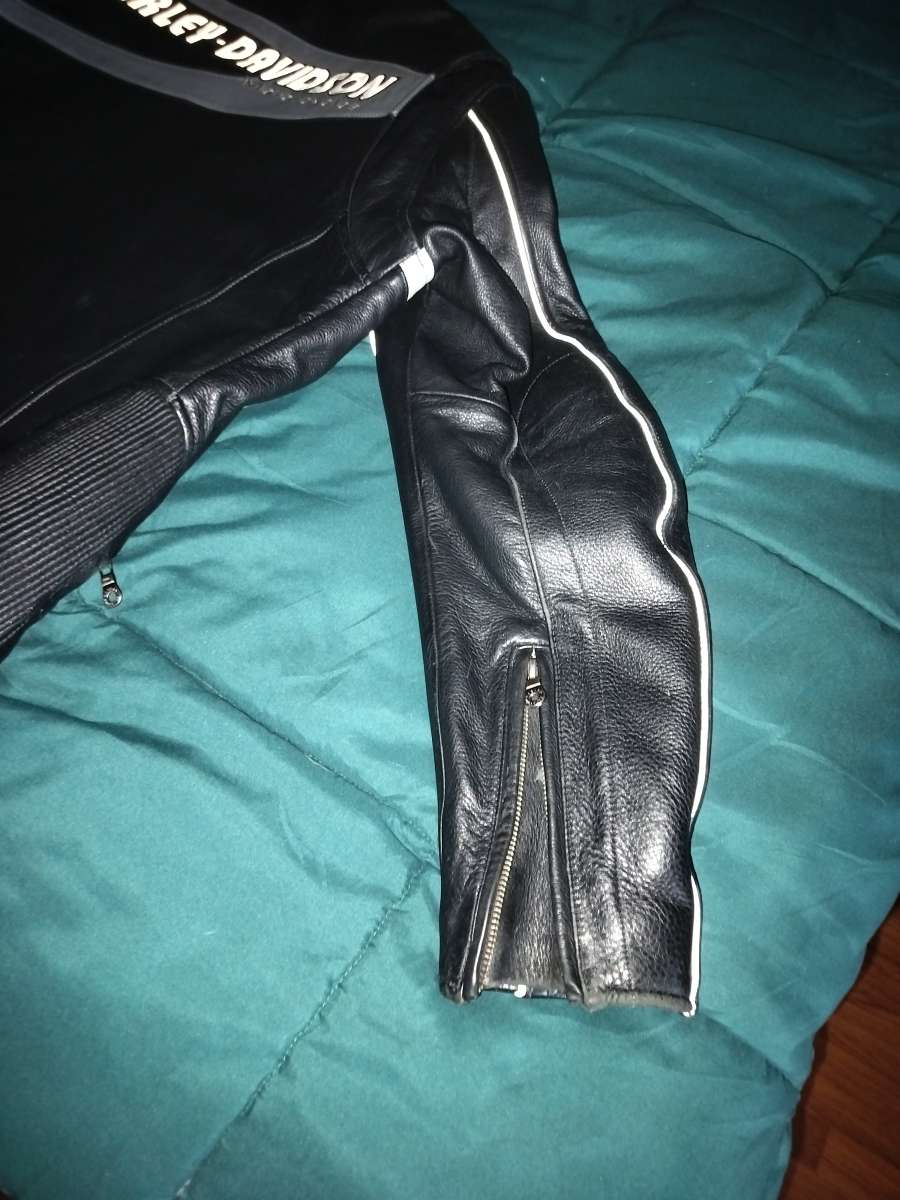 Mens leather HarleyDavidson coat