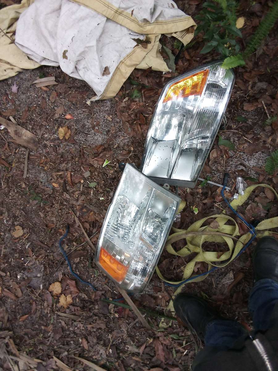 2014 RAM 1500 headlights 75 for the set