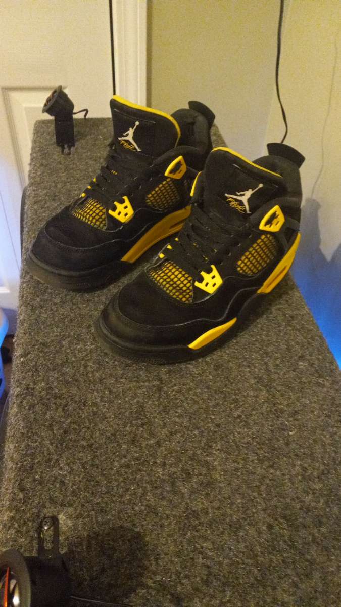 jordans 4