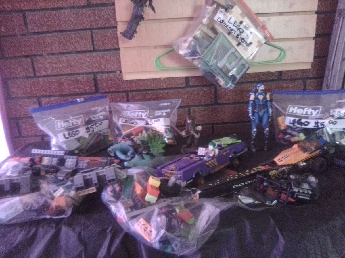 LEGO sets figurens and toys and collectibles