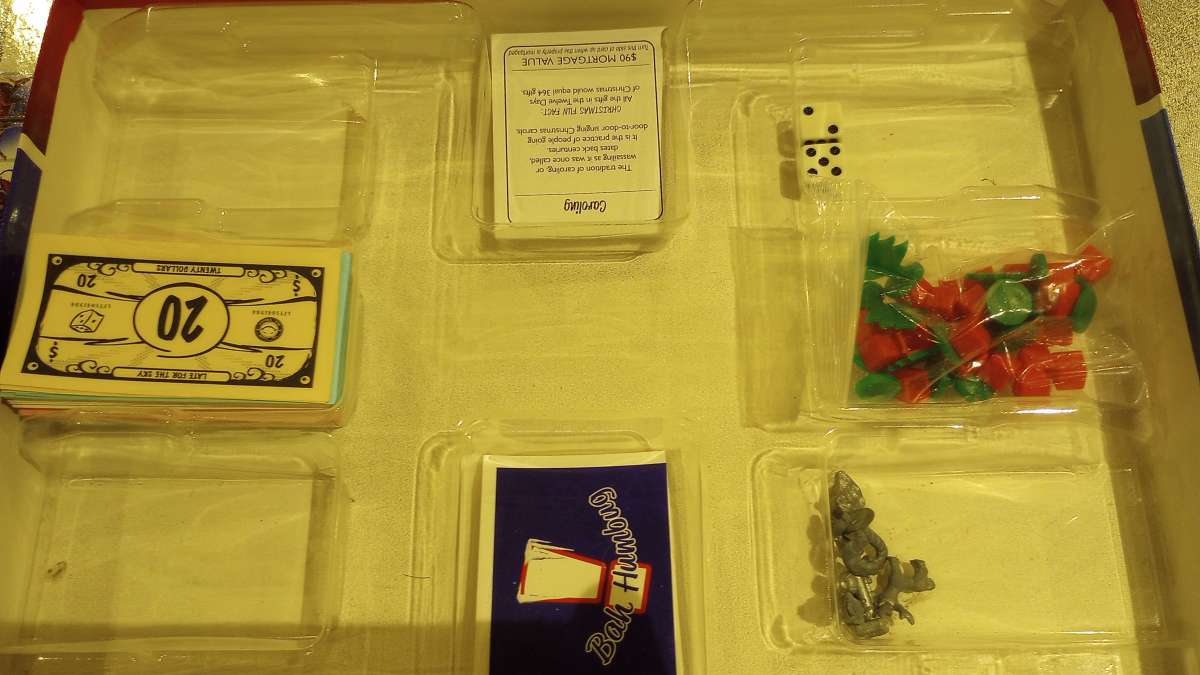 CHRISTMAS OPOLY Collectible Seasonal Board Game