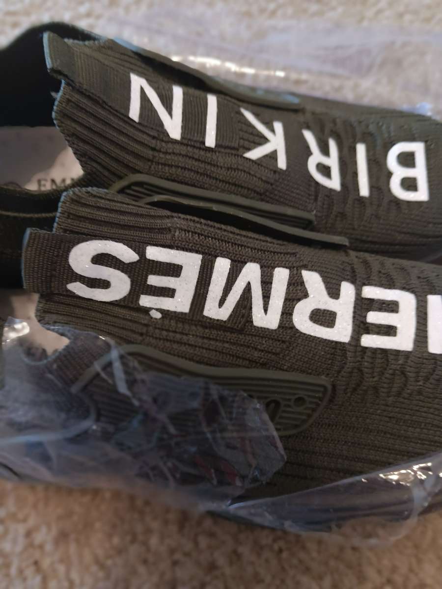 a custom printed pair of womens shoes  size 7