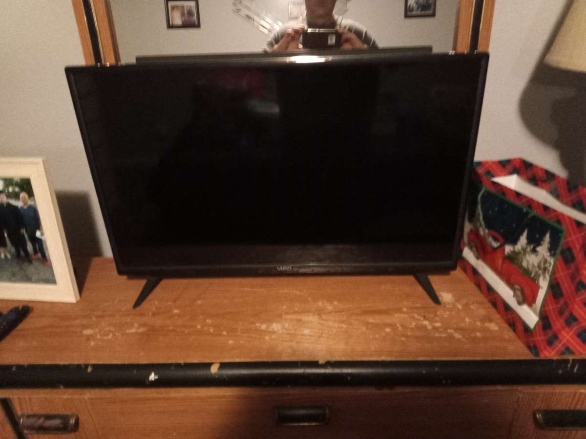 32 Vizio TV