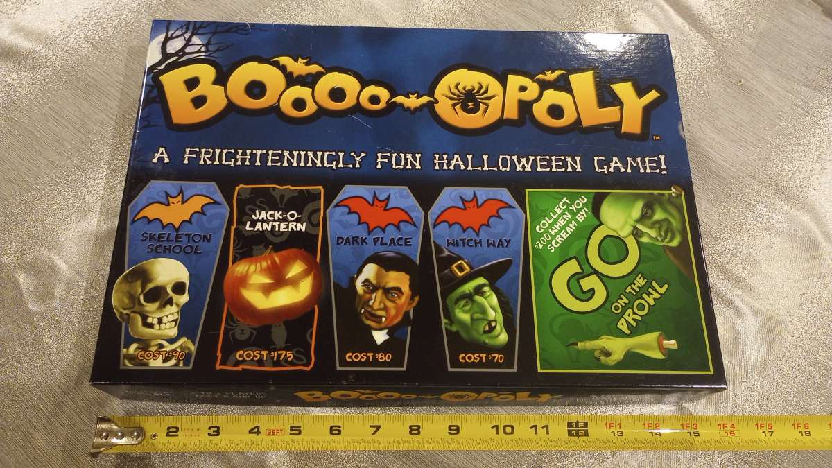 BooooOpoly Halloween Board Game Boo Opoly Monopoly COMPLETE
