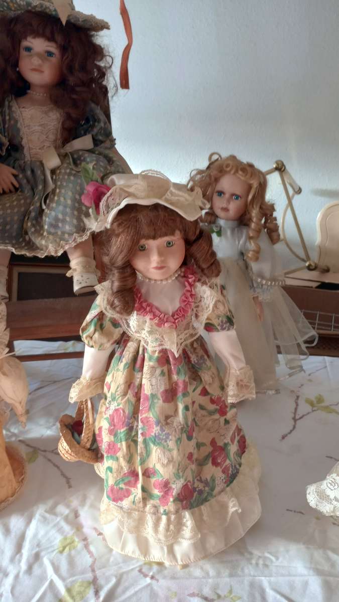 porcelain dolls