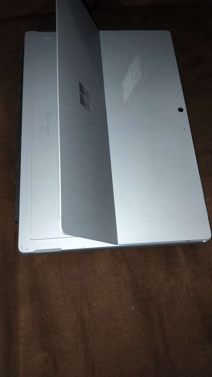 microsoft surface pro 7 model 1866 128gb 8gb