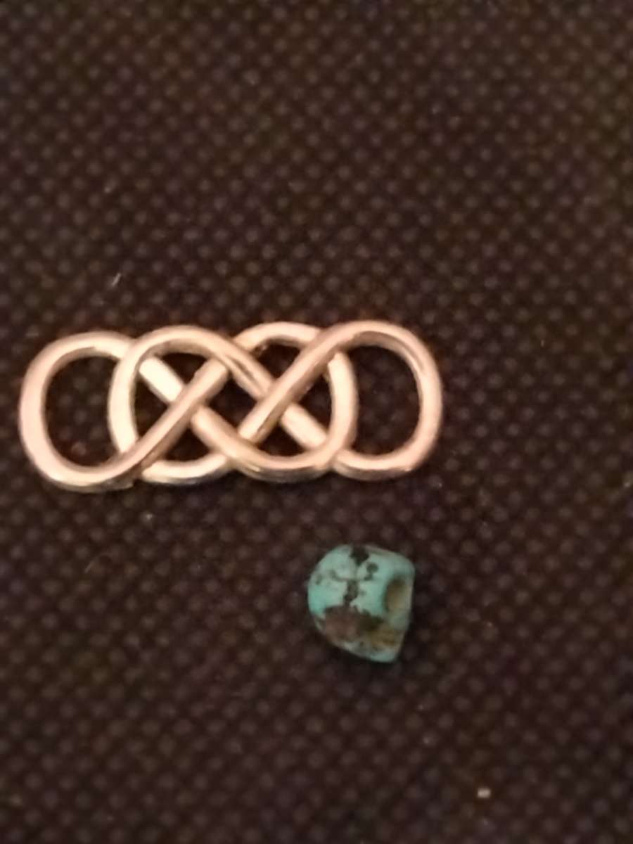 22 in Copper An Turquoise Necklace with a cross